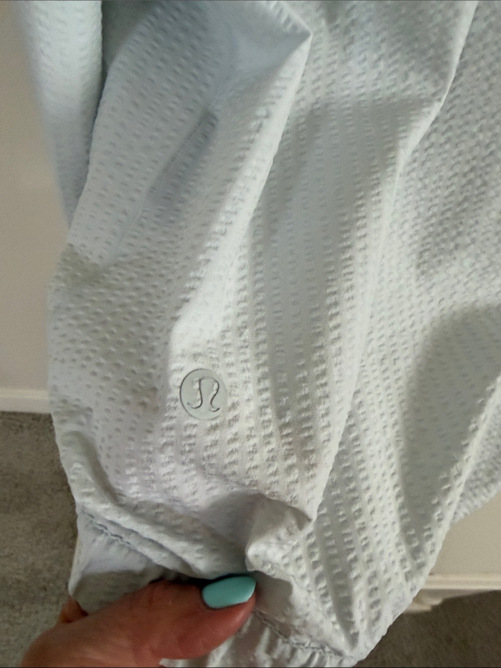 lululemon athletica Pack Light Pullover in Ocean Air - Picture 8 of 9